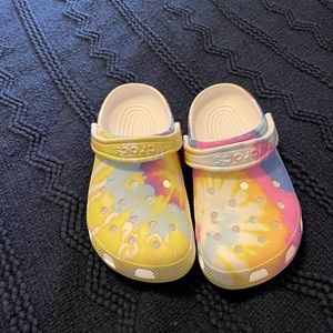 Tie die crocs, size 8